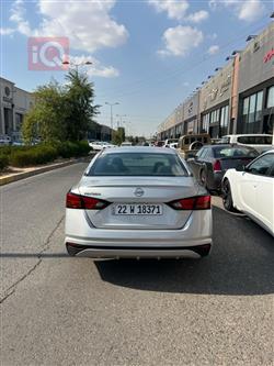 نيسان ألتيما